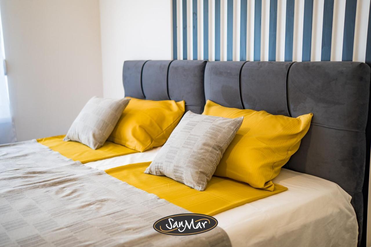 San-Mar Apartments Тузла Екстериор снимка
