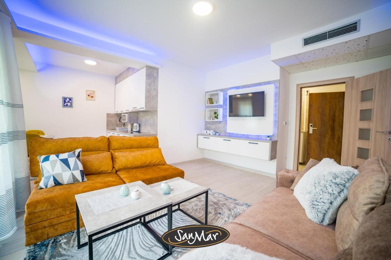 San-Mar Apartments Тузла Екстериор снимка