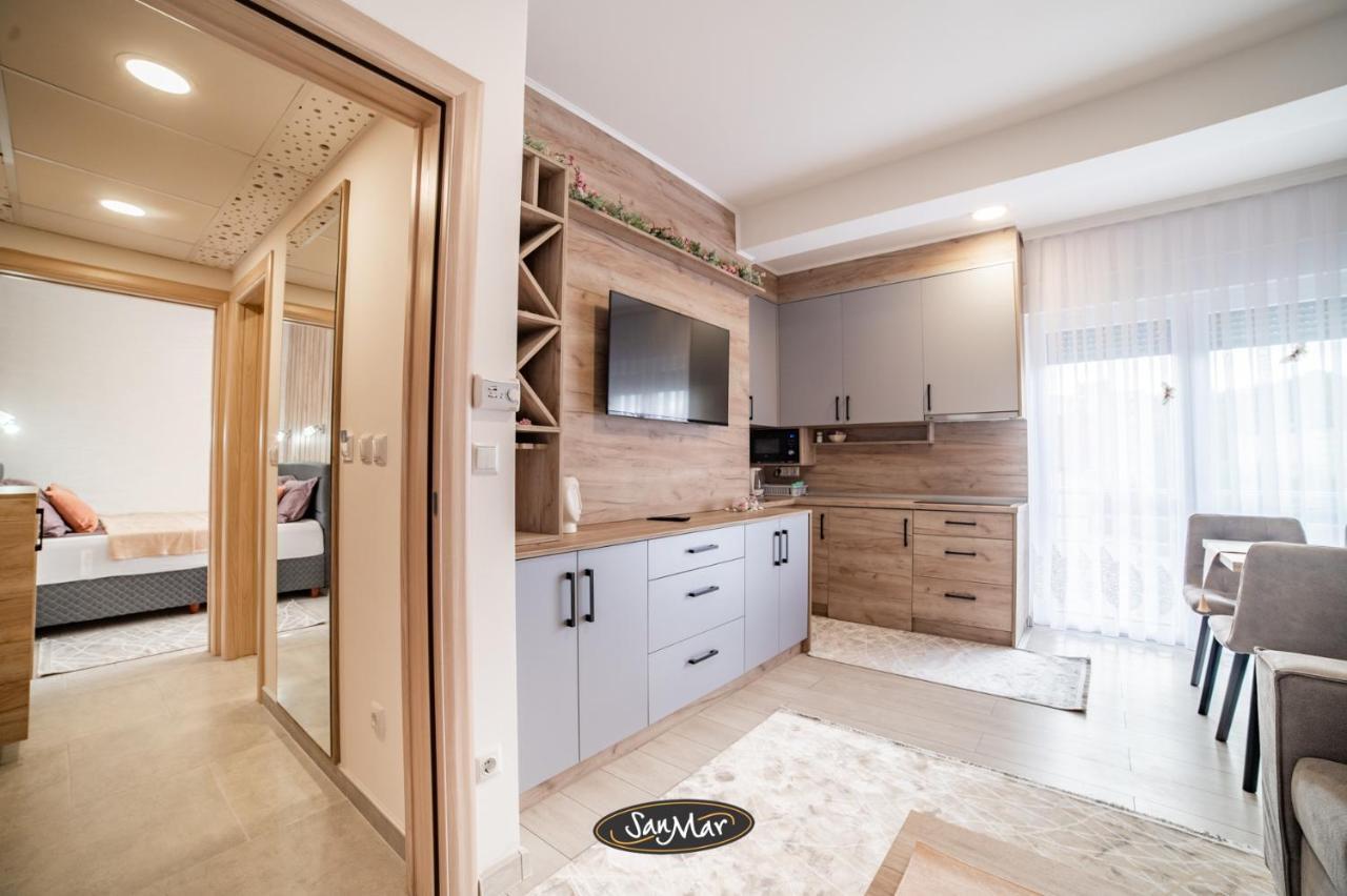 San-Mar Apartments Тузла Екстериор снимка