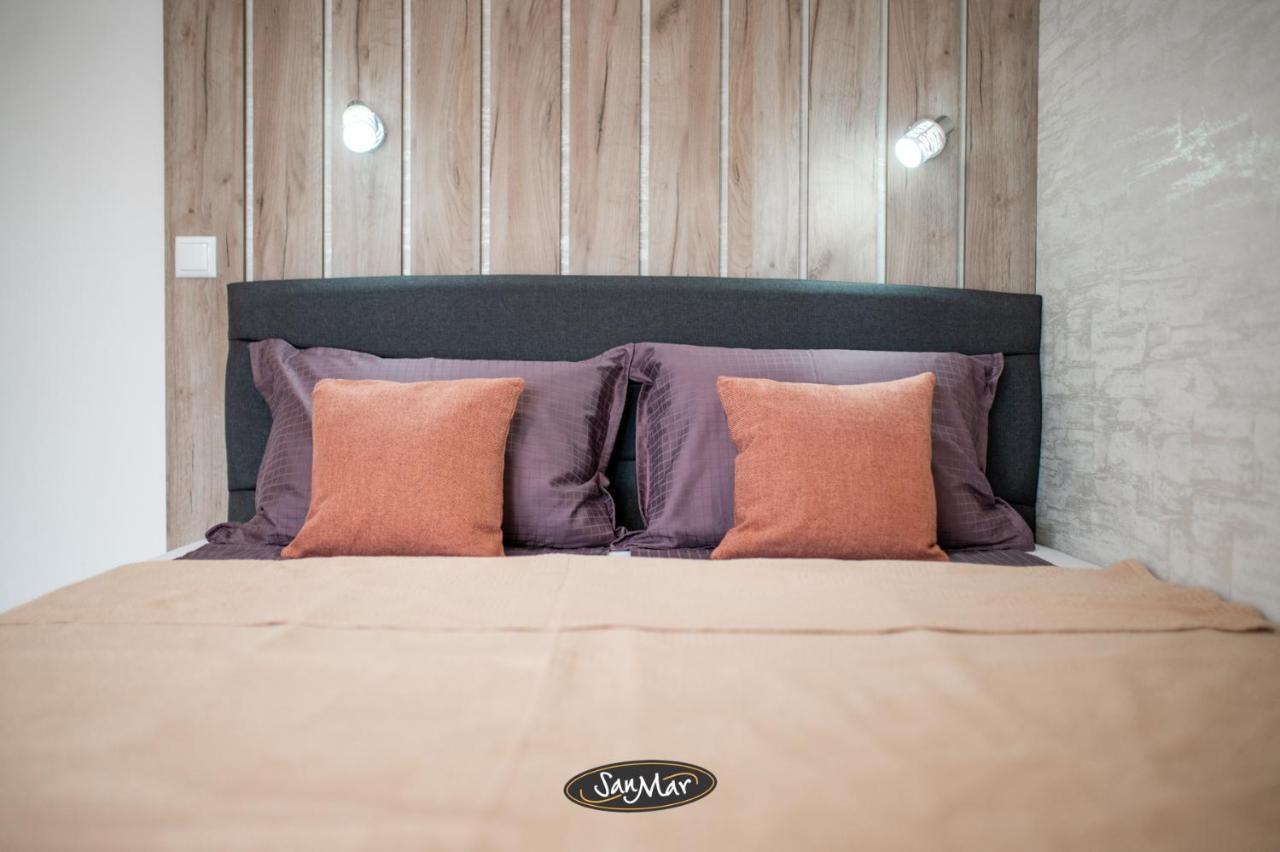 San-Mar Apartments Тузла Екстериор снимка