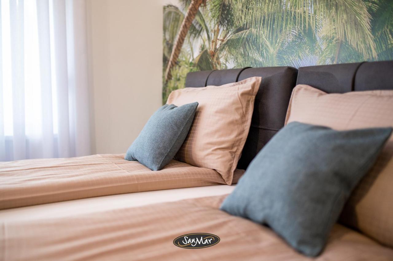 San-Mar Apartments Тузла Екстериор снимка